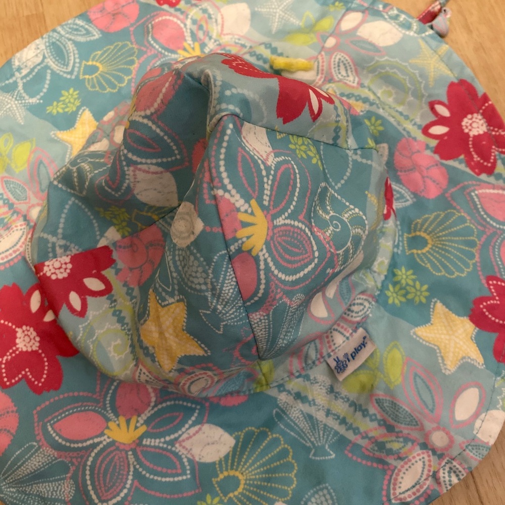 IPlay beach hat